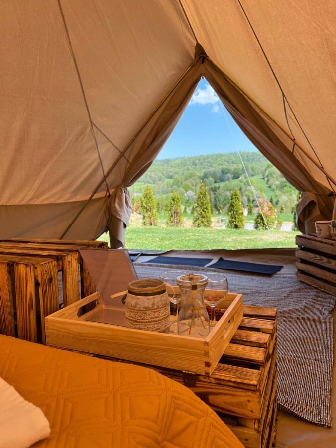 Glamping Bieszczady Z Jacuzzi I Basenem Hotel Solina  Bagian luar foto