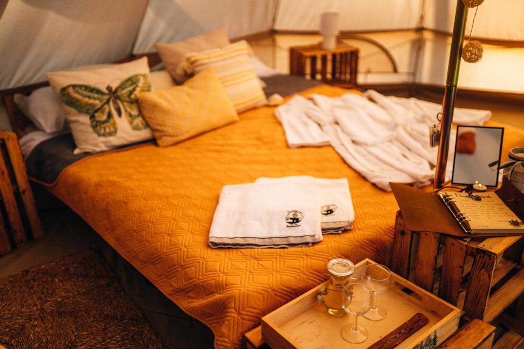 Glamping Bieszczady Z Jacuzzi I Basenem Hotel Solina  Bagian luar foto