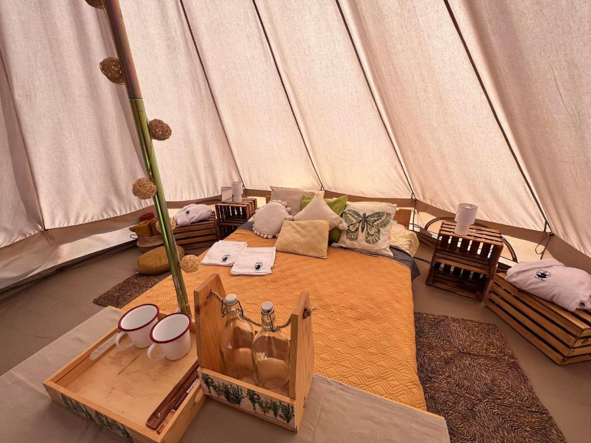 Glamping Bieszczady Z Jacuzzi I Basenem Hotel Solina  Bagian luar foto