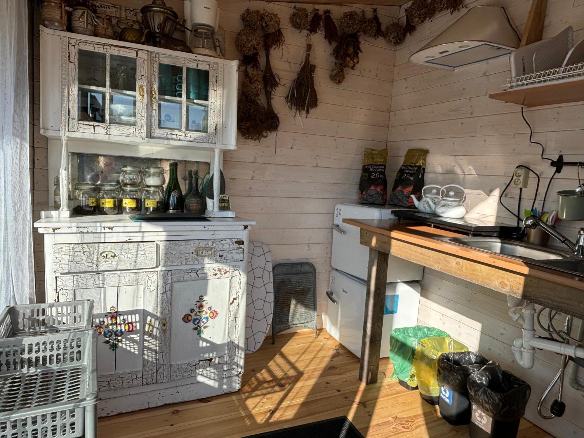 Glamping Bieszczady Z Jacuzzi I Basenem Hotel Solina  Bagian luar foto