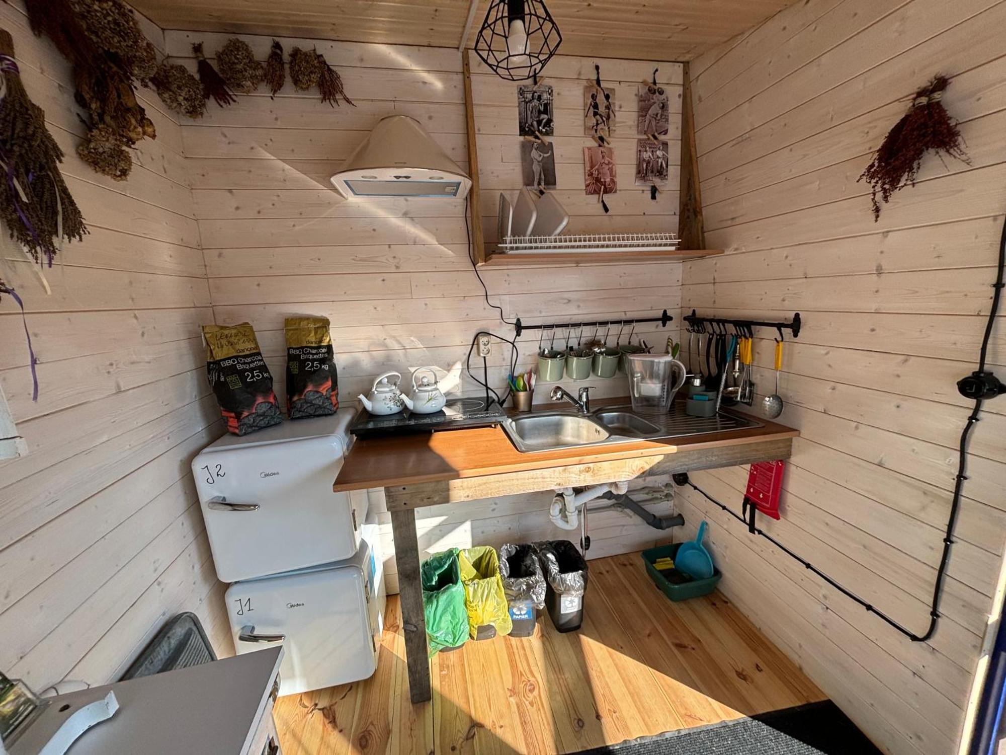 Glamping Bieszczady Z Jacuzzi I Basenem Hotel Solina  Bagian luar foto