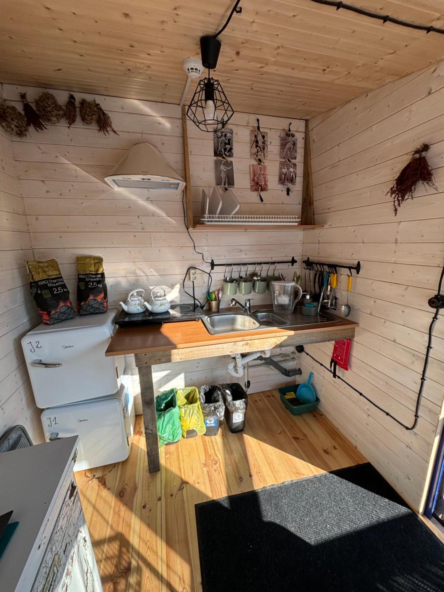 Glamping Bieszczady Z Jacuzzi I Basenem Hotel Solina  Bagian luar foto
